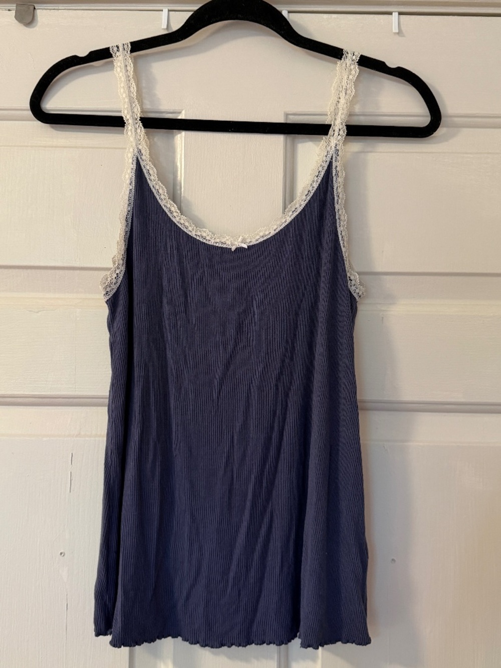 Aerie Navy Blue White Lace Bow Trim Camisole Tank Top Women's Medium Soft Ribbed